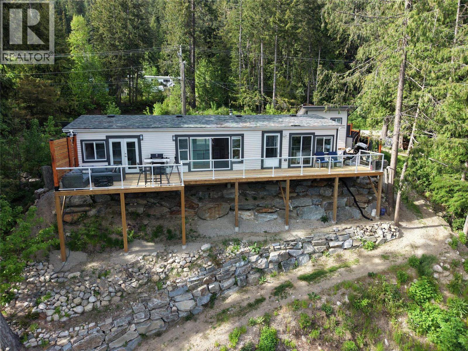 5604 Highway 3a Highway, Nelson, British Columbia  V1L 6N7 - Photo 6 - 10387681