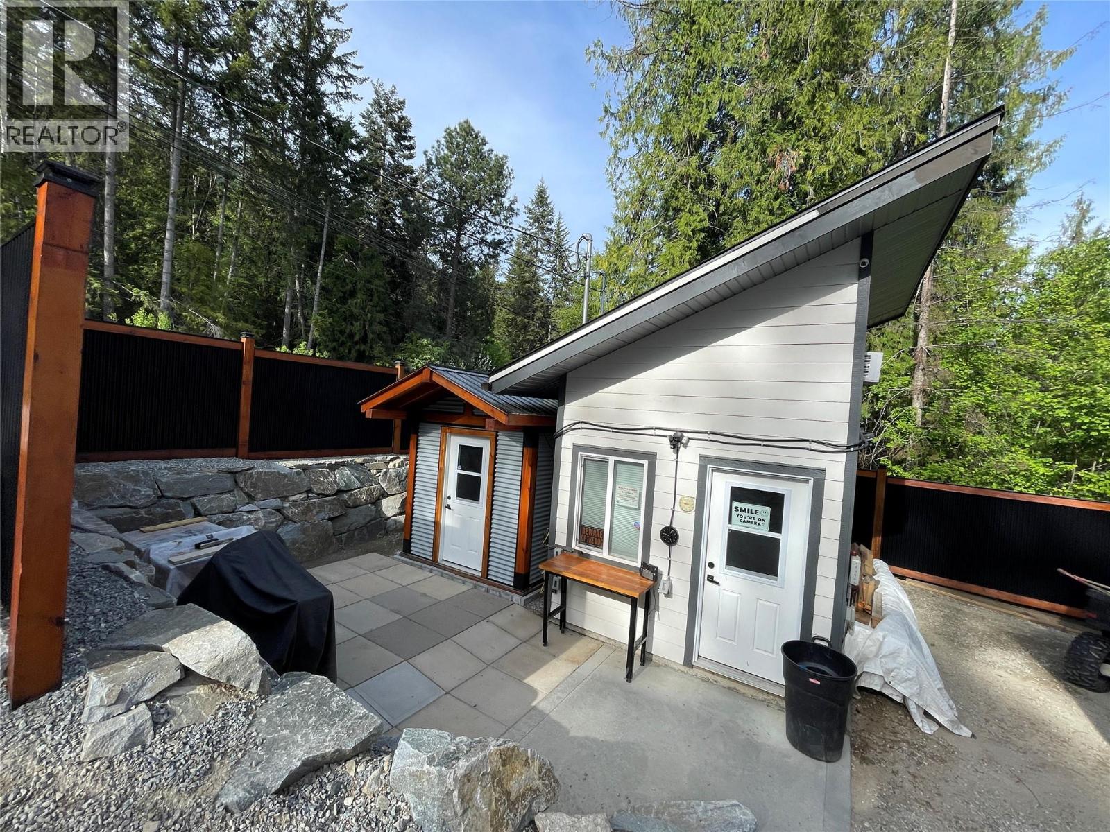 5604 Highway 3a Highway, Nelson, British Columbia  V1L 6N7 - Photo 32 - 10387681