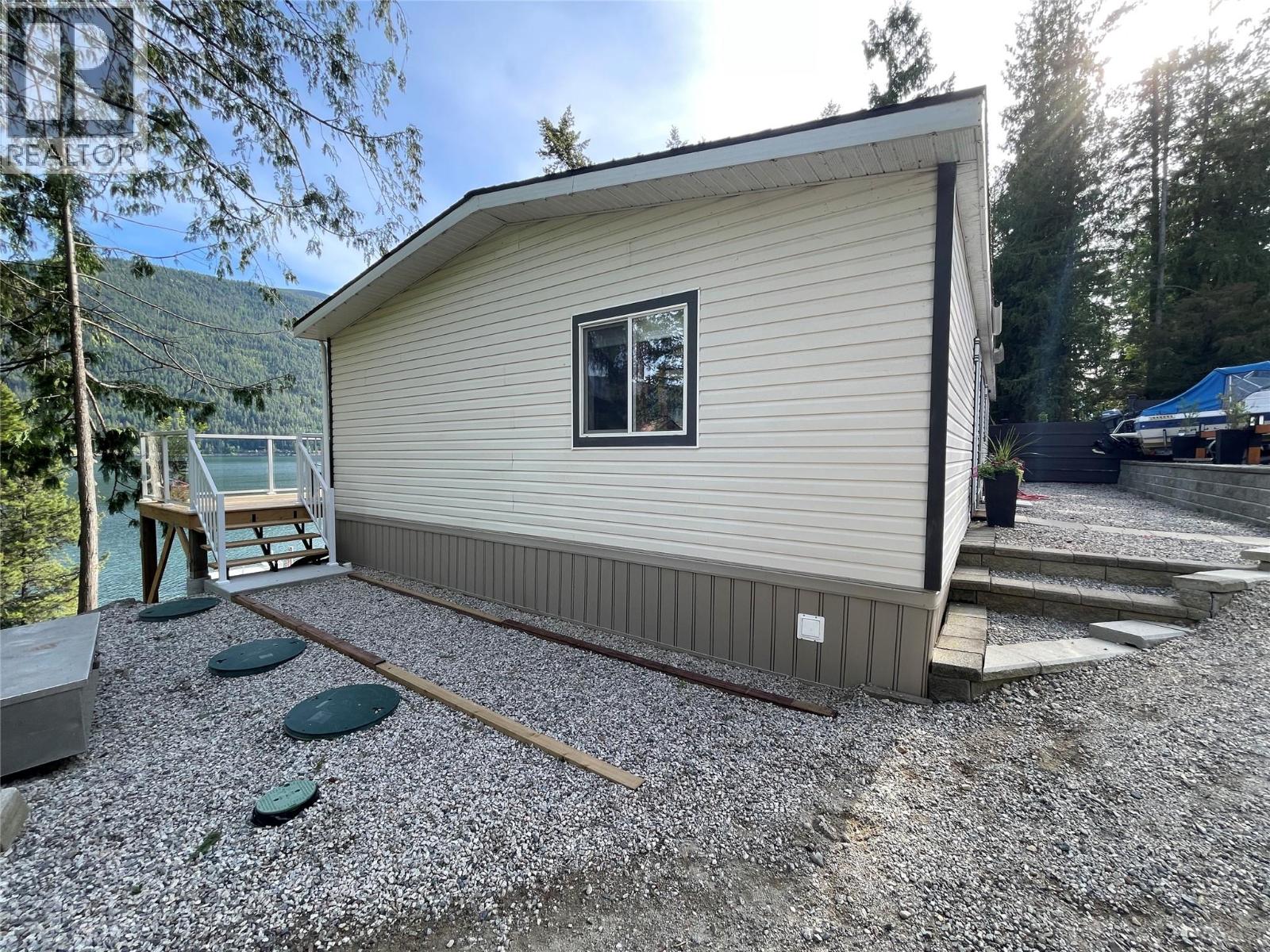 5604 Highway 3a Highway, Nelson, British Columbia  V1L 6N7 - Photo 34 - 10387681