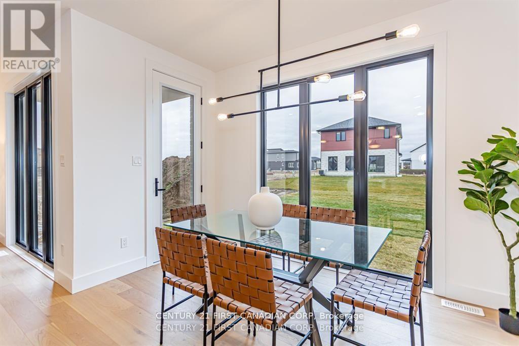 3883 Big Leaf Trail, London South, Ontario  N6P 0J9 - Photo 16 - X13132758