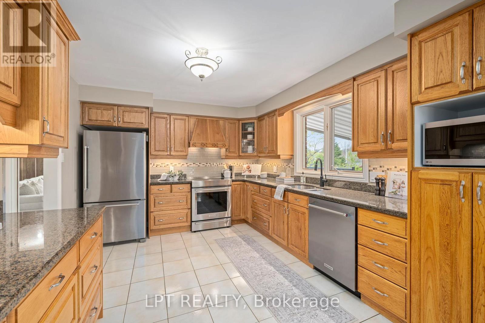 88 Chesham Court, London North, Ontario  N6G 3T4 - Photo 11 - X13132762