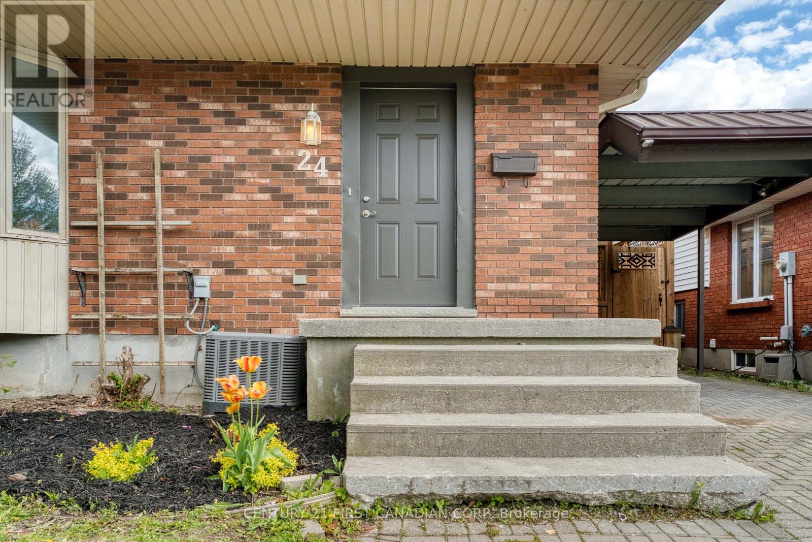 24 Blanchard Crescent, London North, Ontario  N6G 4E2 - Photo 3 - X13132776