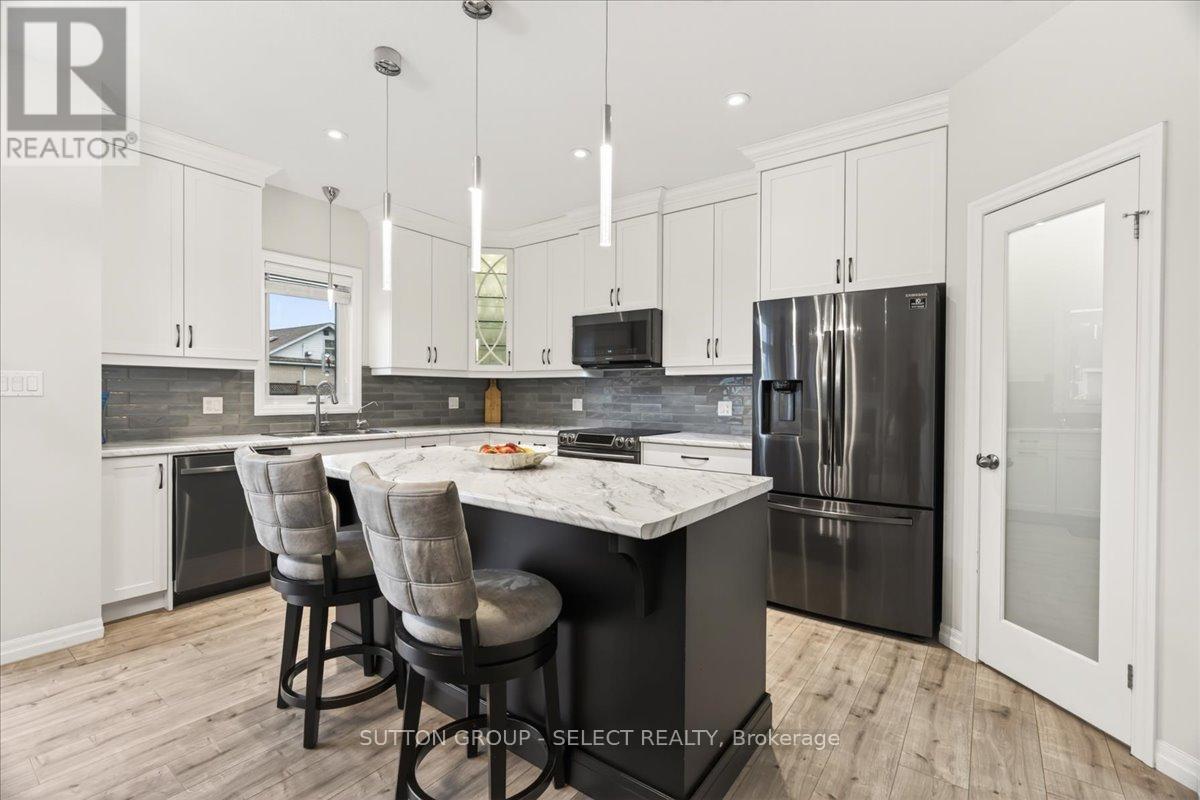 261 Wilson Avenue, Tillsonburg, Ontario  N4G 0H3 - Photo 4 - X13132902