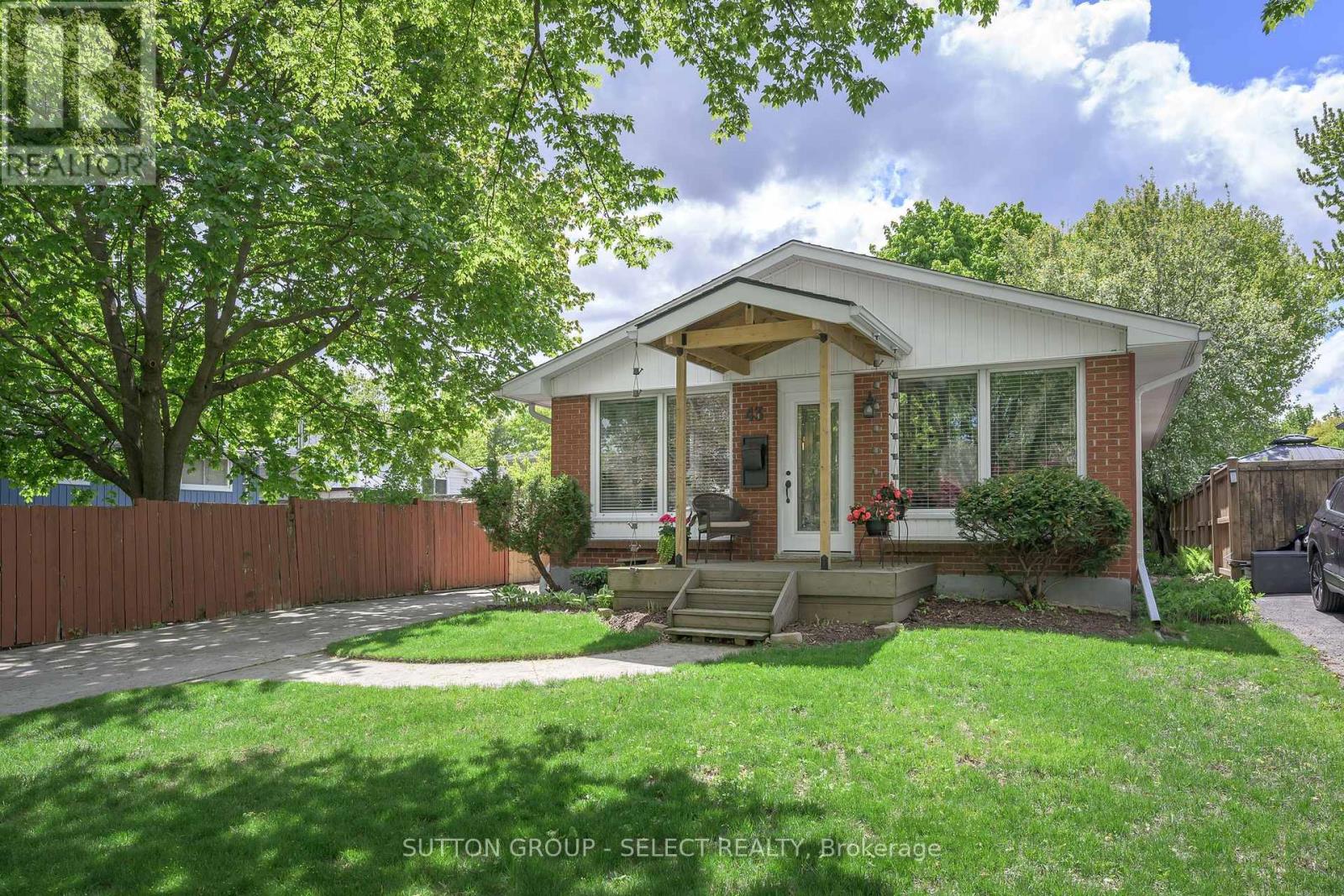 43 Stroud Crescent, London South, Ontario  N6E 1Z5 - Photo 3 - X13132916