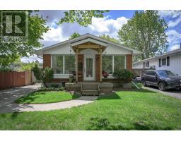 43 STROUD CRESCENT, London South, Ontario
