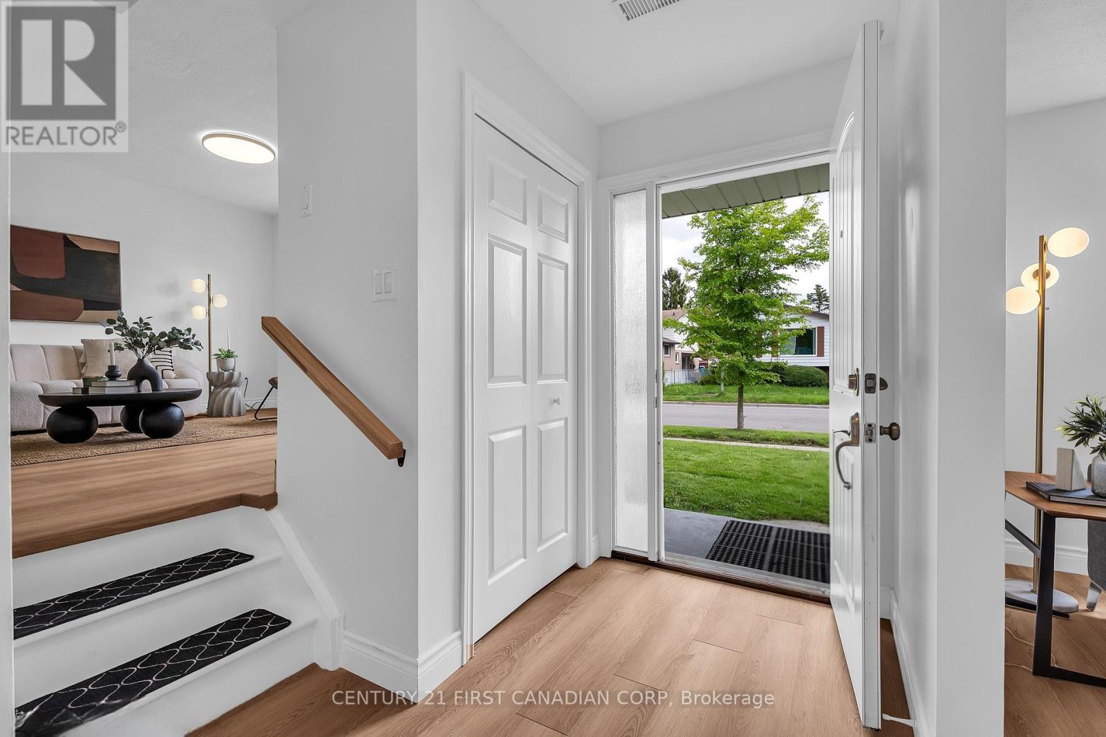 1233 Ernest Avenue, London South, Ontario  N6E 2B2 - Photo 3 - X13132962