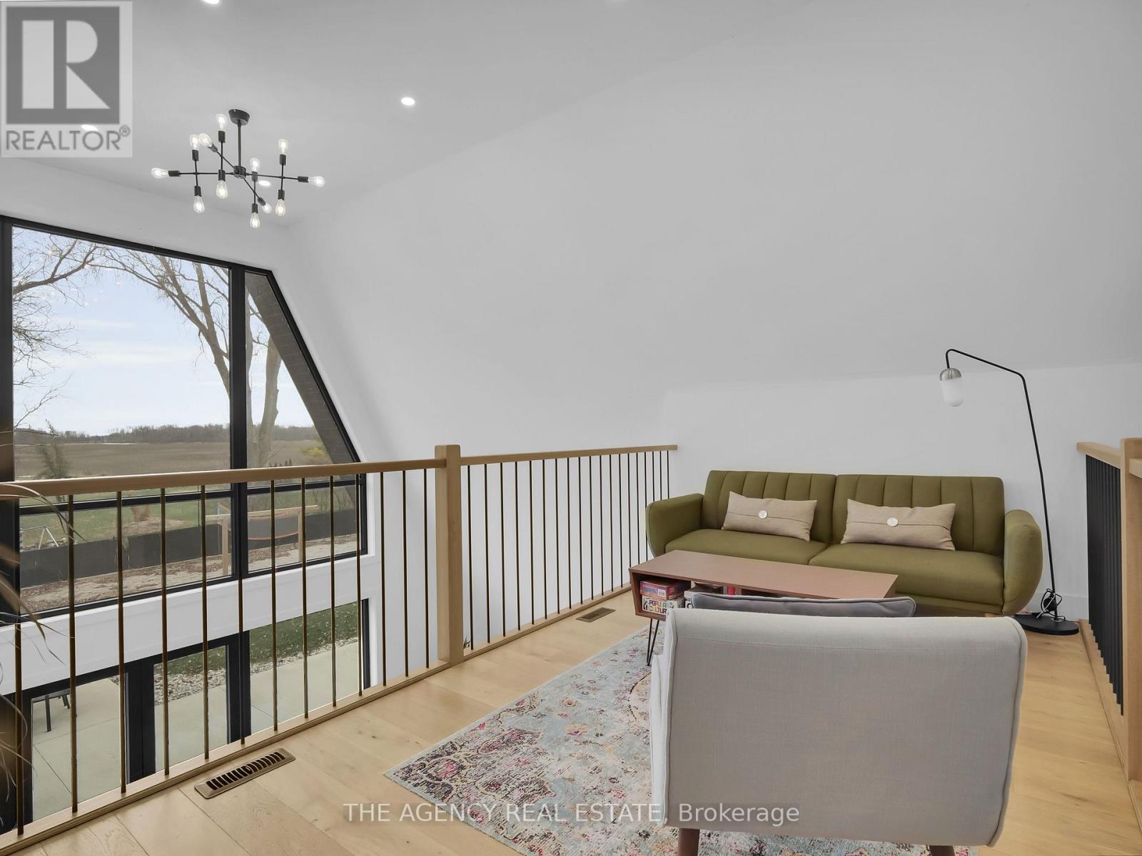 8464 Adams Court, Lambton Shores, Ontario  N0M 1T0 - Photo 20 - X13133104