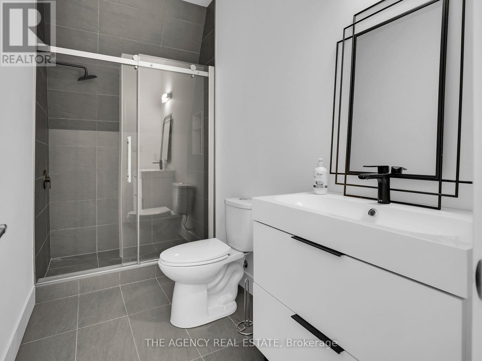 8464 Adams Court, Lambton Shores, Ontario  N0M 1T0 - Photo 24 - X13133104