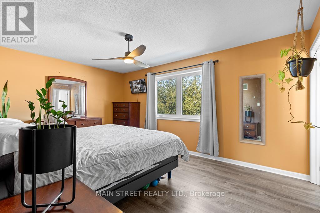 26 John W Taylor Avenue, New Tecumseth, Ontario  L9R 0B5 - Photo 14 - N12827310