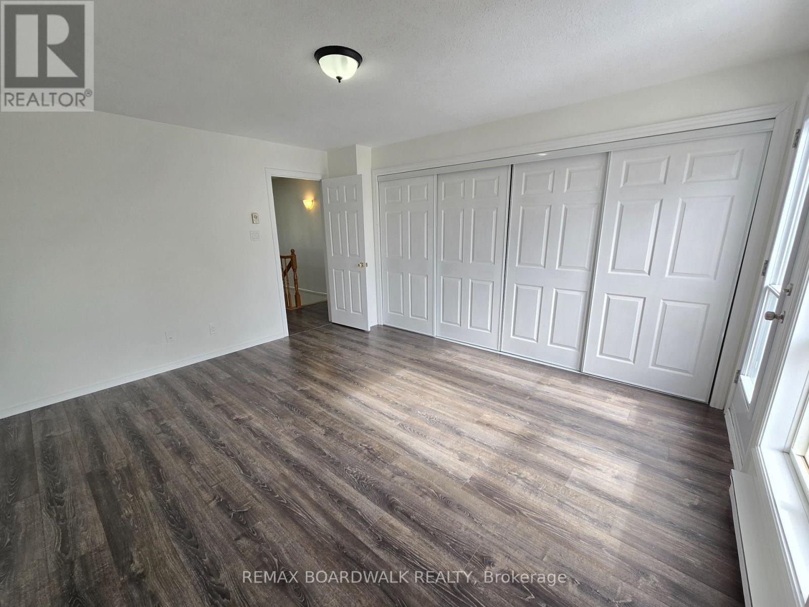 219 Briston Private, Ottawa, Ontario  K1G 5R5 - Photo 12 - X13132878