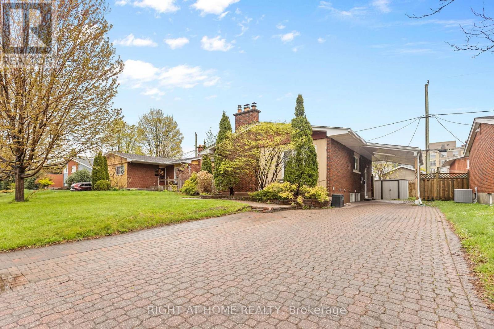 1808 GILBERT AVENUE, Ottawa, Ontario