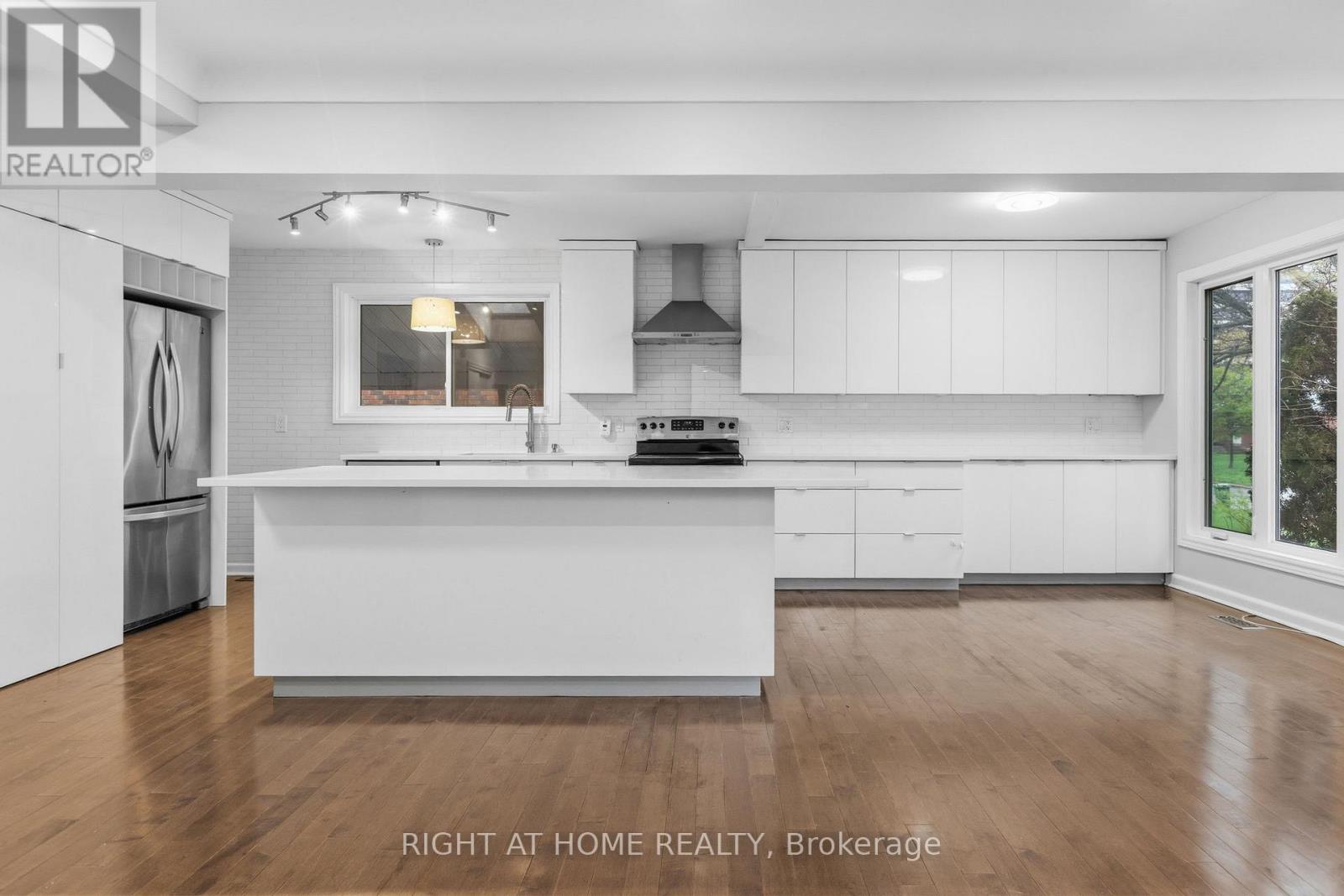 1808 Gilbert Avenue, Ottawa, Ontario  K2C 1A4 - Photo 13 - X13133058