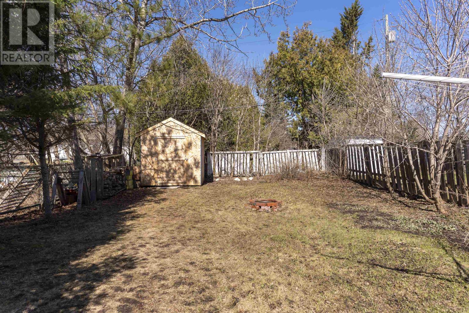 76 Algonquin Ave S, Thunder Bay, Ontario  P7B 4S6 - Photo 40 - TB2601045