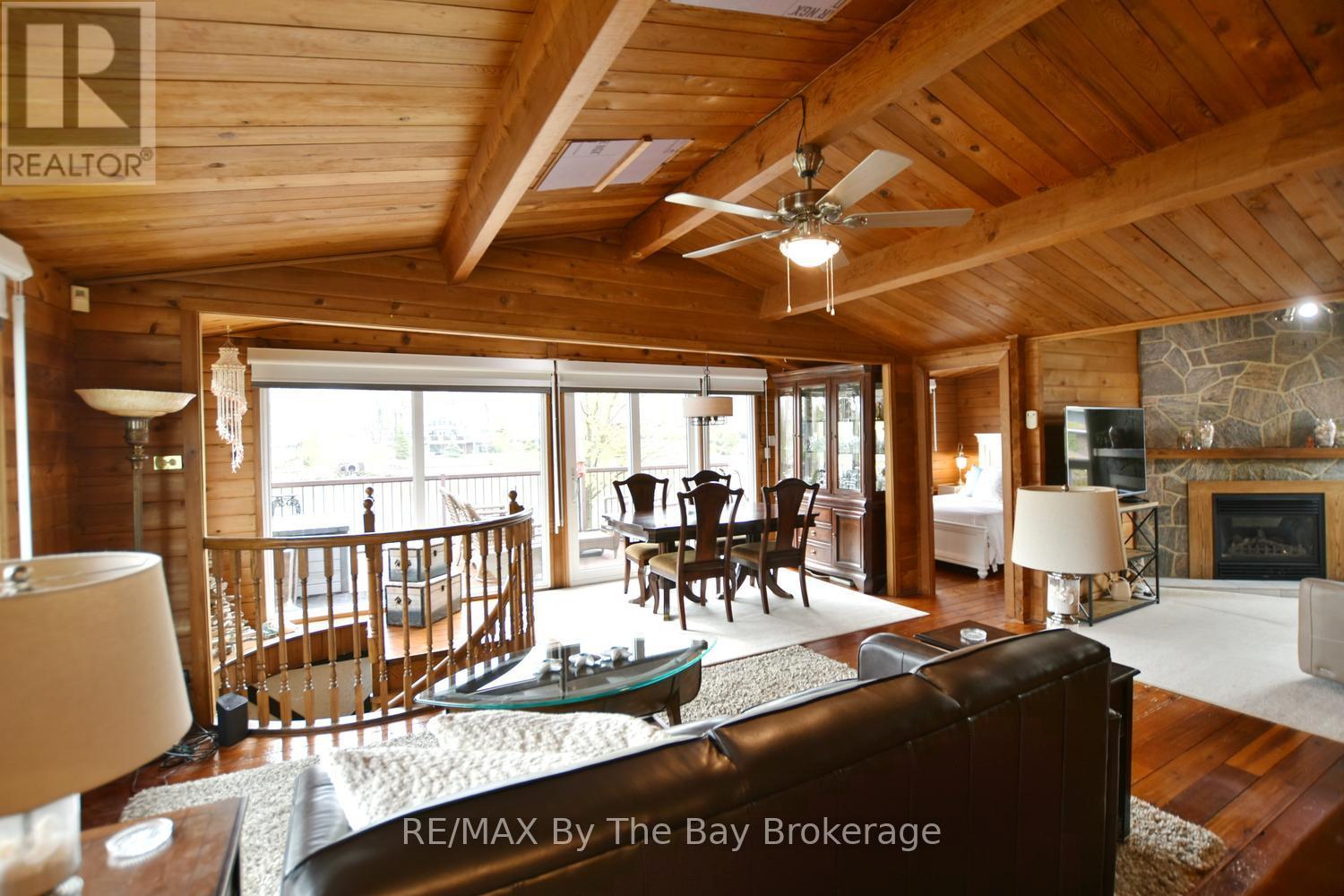 39 Old Mosley Street, Wasaga Beach, Ontario  L9Z 2J8 - Photo 18 - S13132896