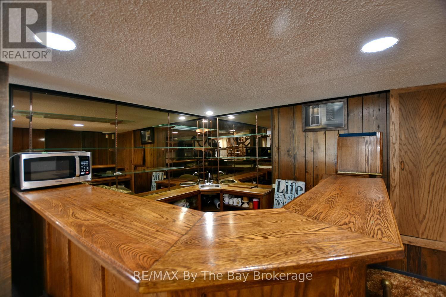 39 Old Mosley Street, Wasaga Beach, Ontario  L9Z 2J8 - Photo 31 - S13132896