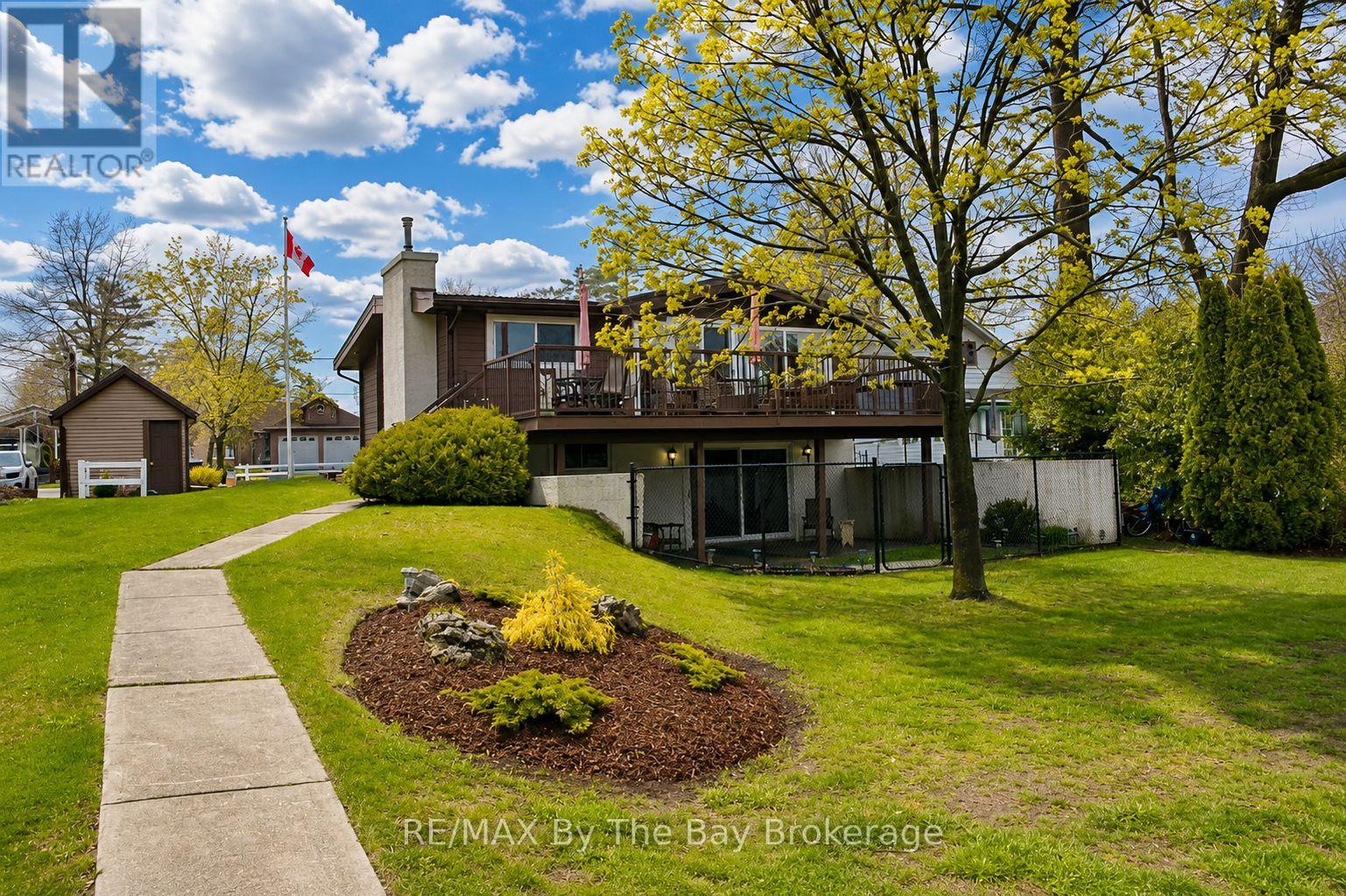 39 Old Mosley Street, Wasaga Beach, Ontario  L9Z 2J8 - Photo 5 - S13132896