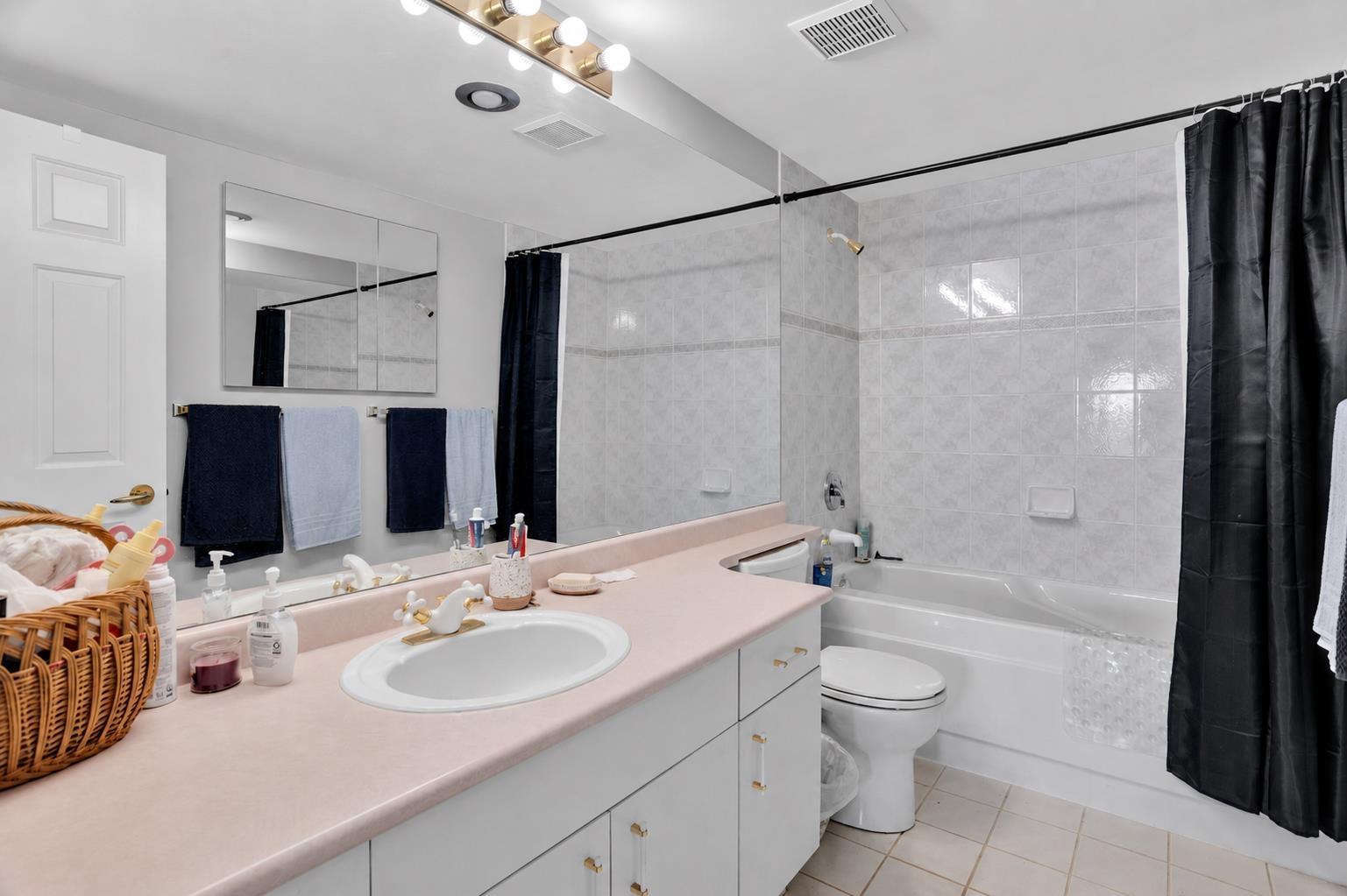 804 15030 101 Avenue, Surrey, British Columbia V3R 0N3 - Photo 14 - R3119127