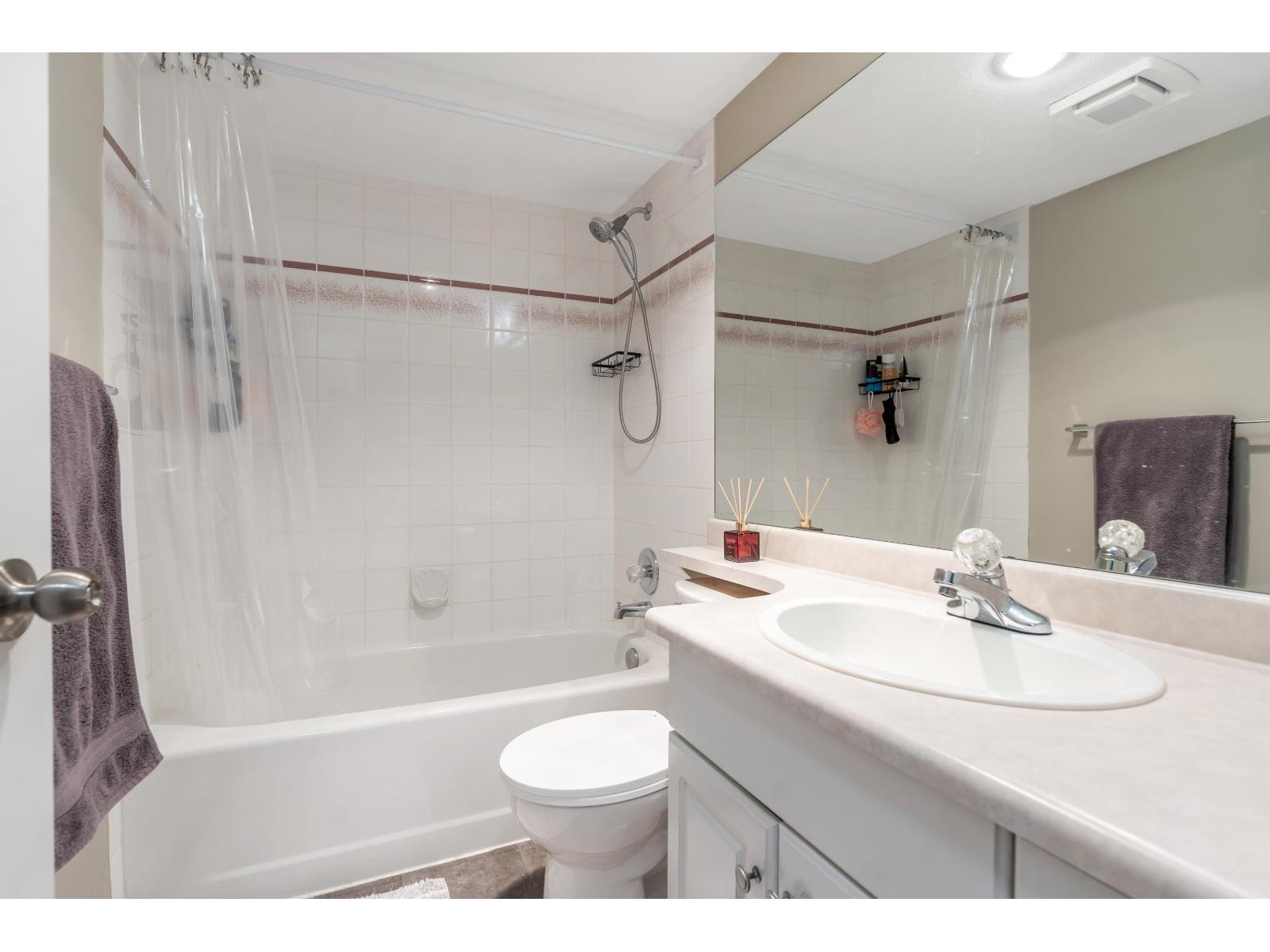 203 19835 64 Avenue, Langley, British Columbia  V2Y 1L8 - Photo 28 - R3123074