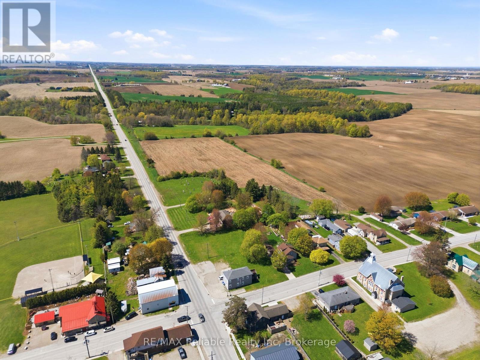 341 King's Road, Central Huron, Ontario  N0M 2H0 - Photo 10 - X13132958
