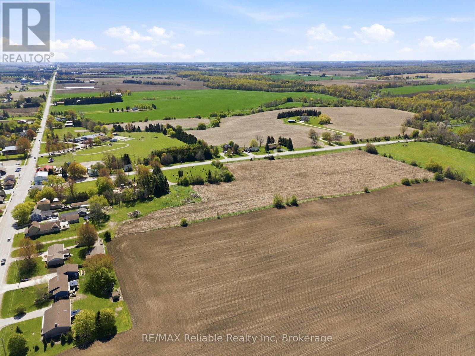 341 King's Road, Central Huron, Ontario  N0M 2H0 - Photo 14 - X13132958
