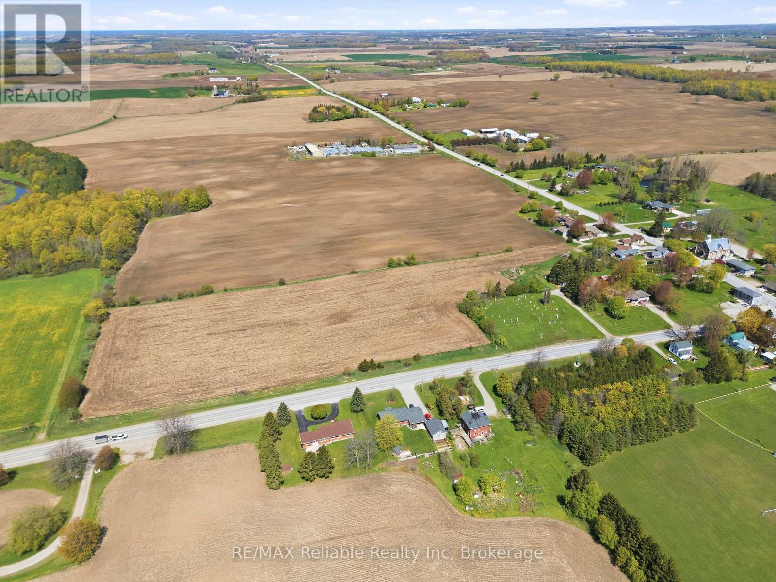 341 King's Road, Central Huron, Ontario  N0M 2H0 - Photo 17 - X13132958