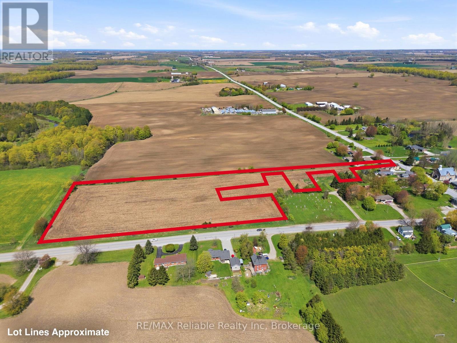 341 King's Road, Central Huron, Ontario  N0M 2H0 - Photo 5 - X13132958