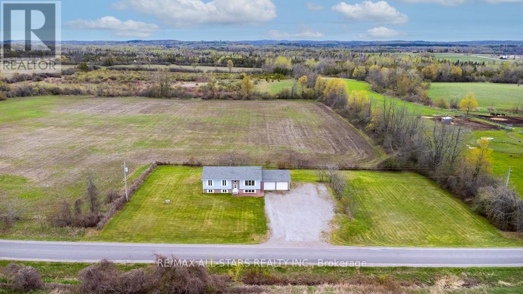 70 HILLHEAD ROAD, Kawartha Lakes, Ontario