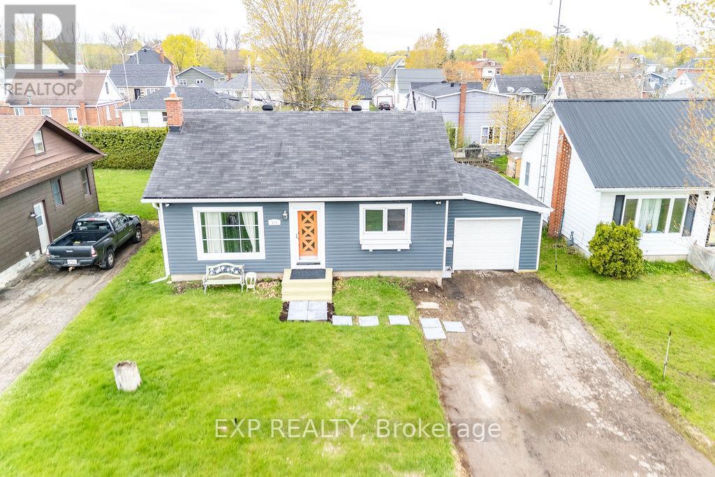 478 NEW STREET, Renfrew, Ontario