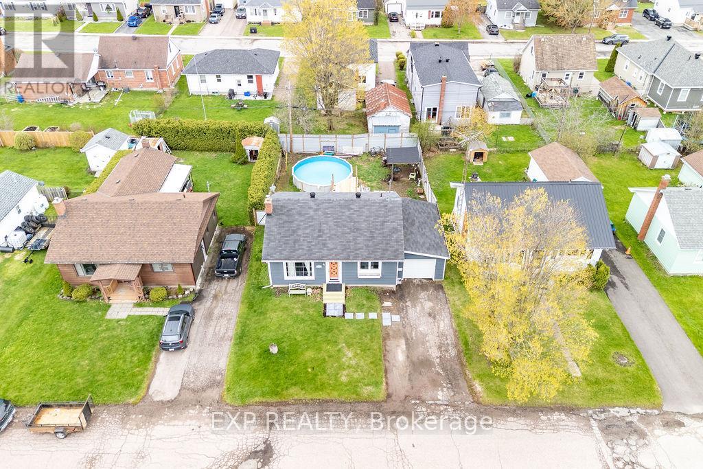 478 New Street, Renfrew, Ontario  K7V 1G8 - Photo 5 - X12916476