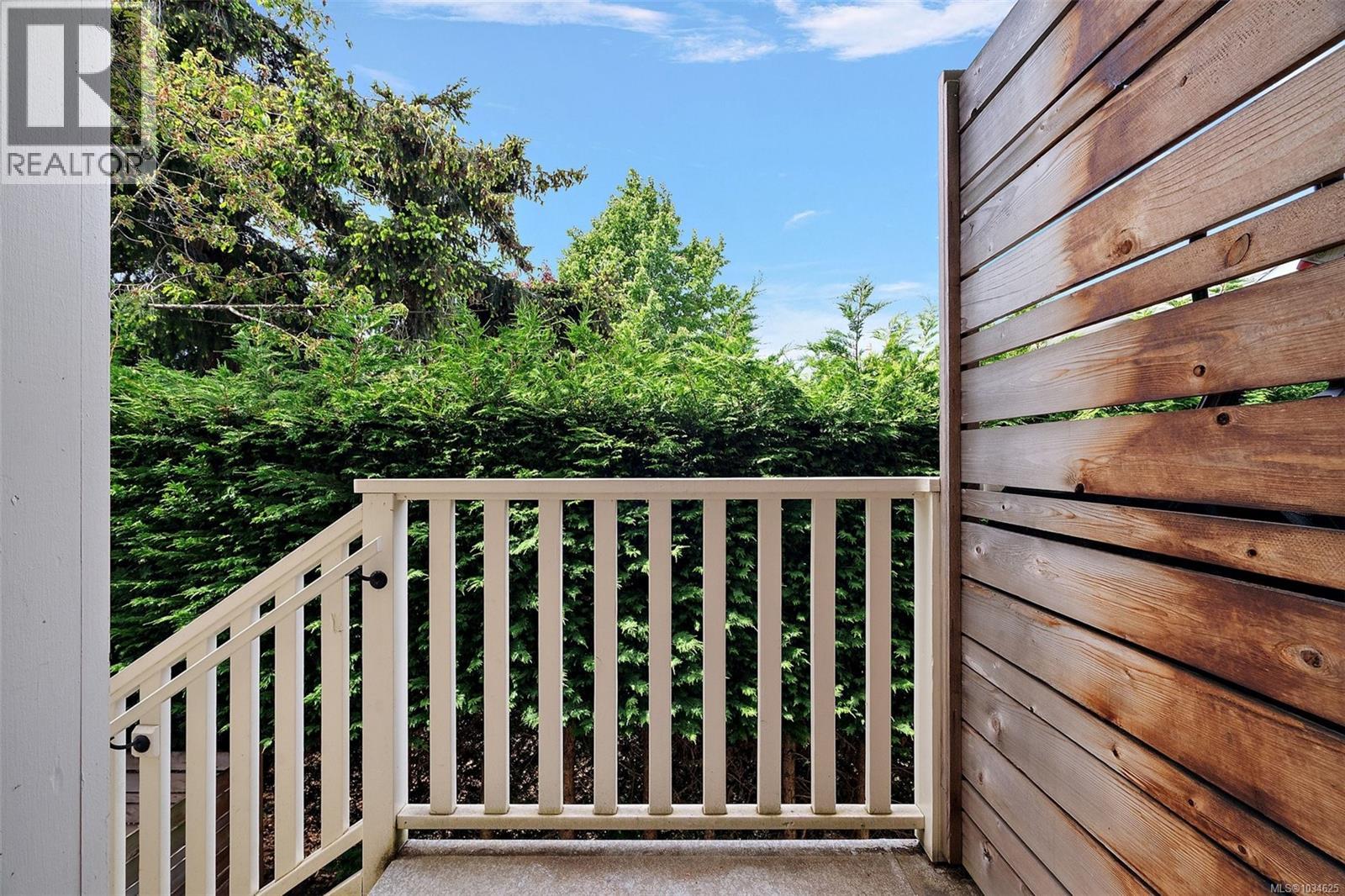 2214 Cook St, Victoria, British Columbia  V8T 3R2 - Photo 23 - 1034625