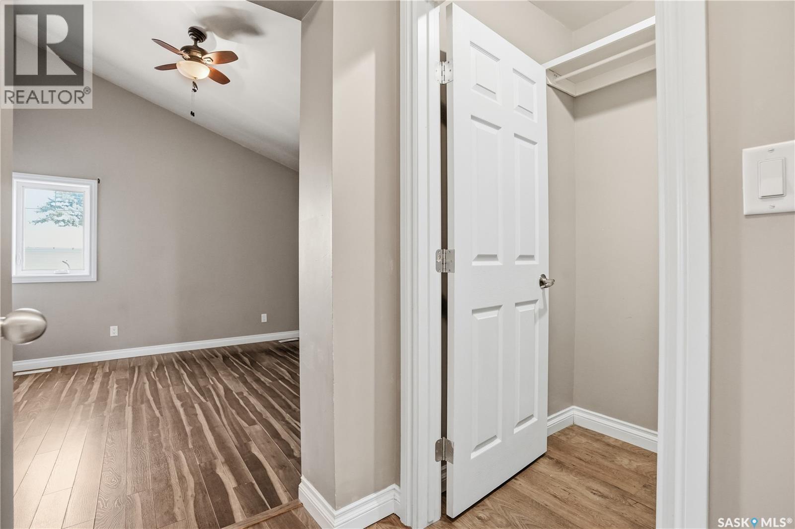 2203 Lindsay Street, Regina, Saskatchewan  S4N 3C2 - Photo 17 - SK036099