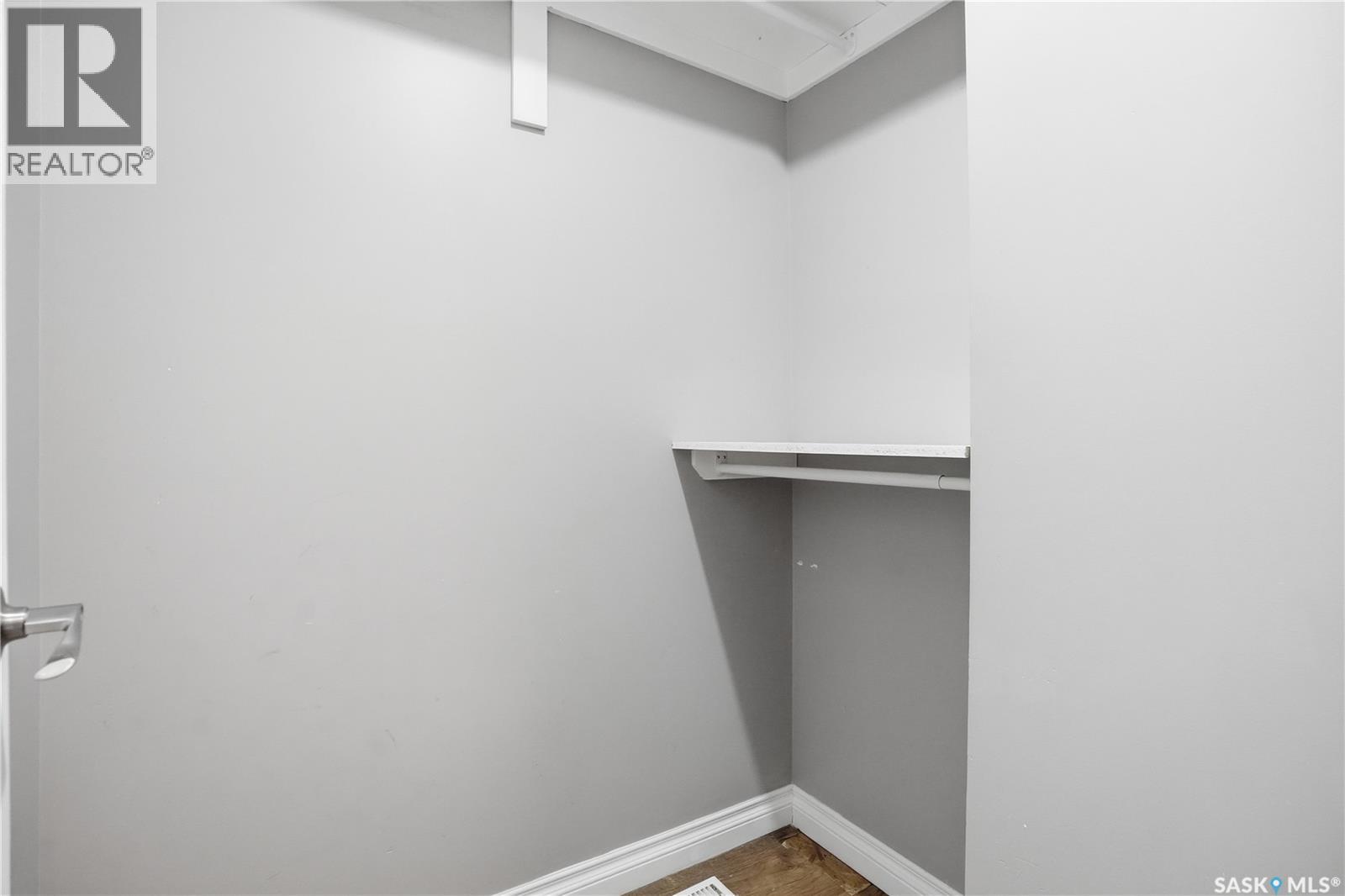 2203 Lindsay Street, Regina, Saskatchewan  S4N 3C2 - Photo 20 - SK036099