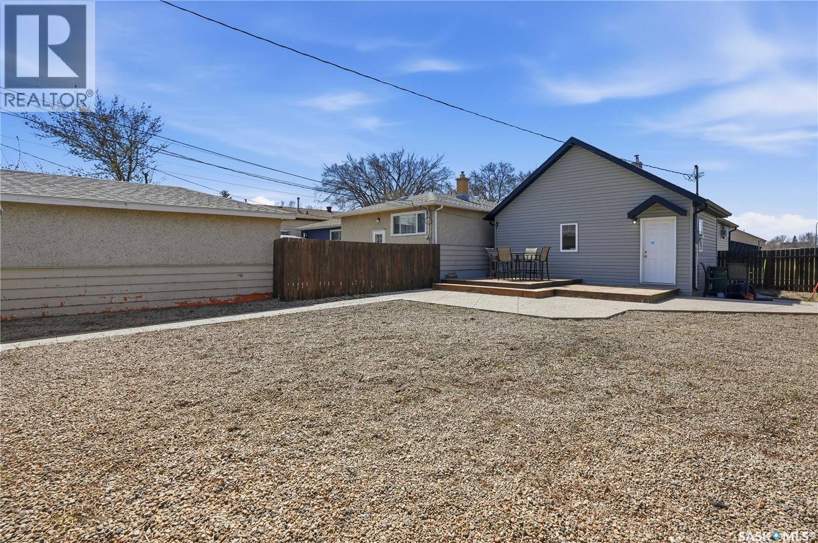 2203 Lindsay Street, Regina, Saskatchewan  S4N 3C2 - Photo 38 - SK036099