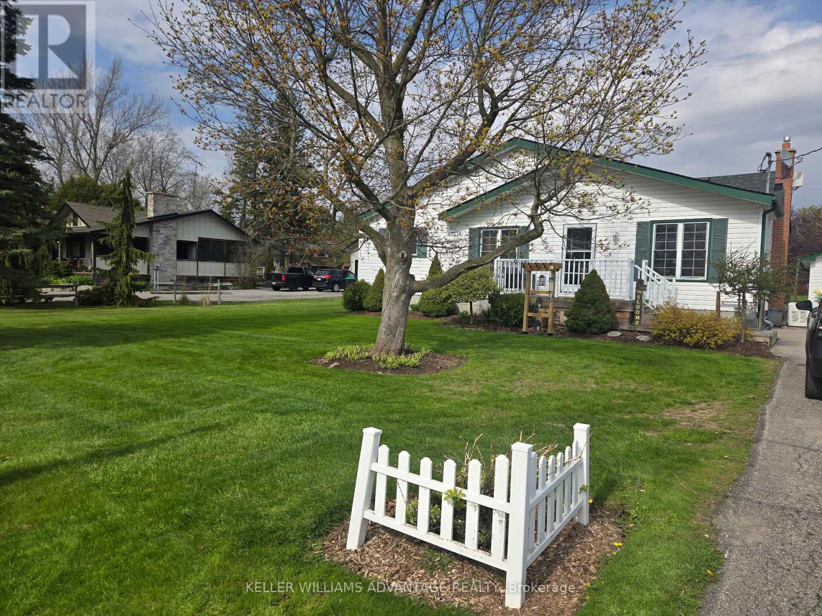 2347 Hancock Road, Clarington, Ontario  L1E 2M3 - Photo 2 - E13038656