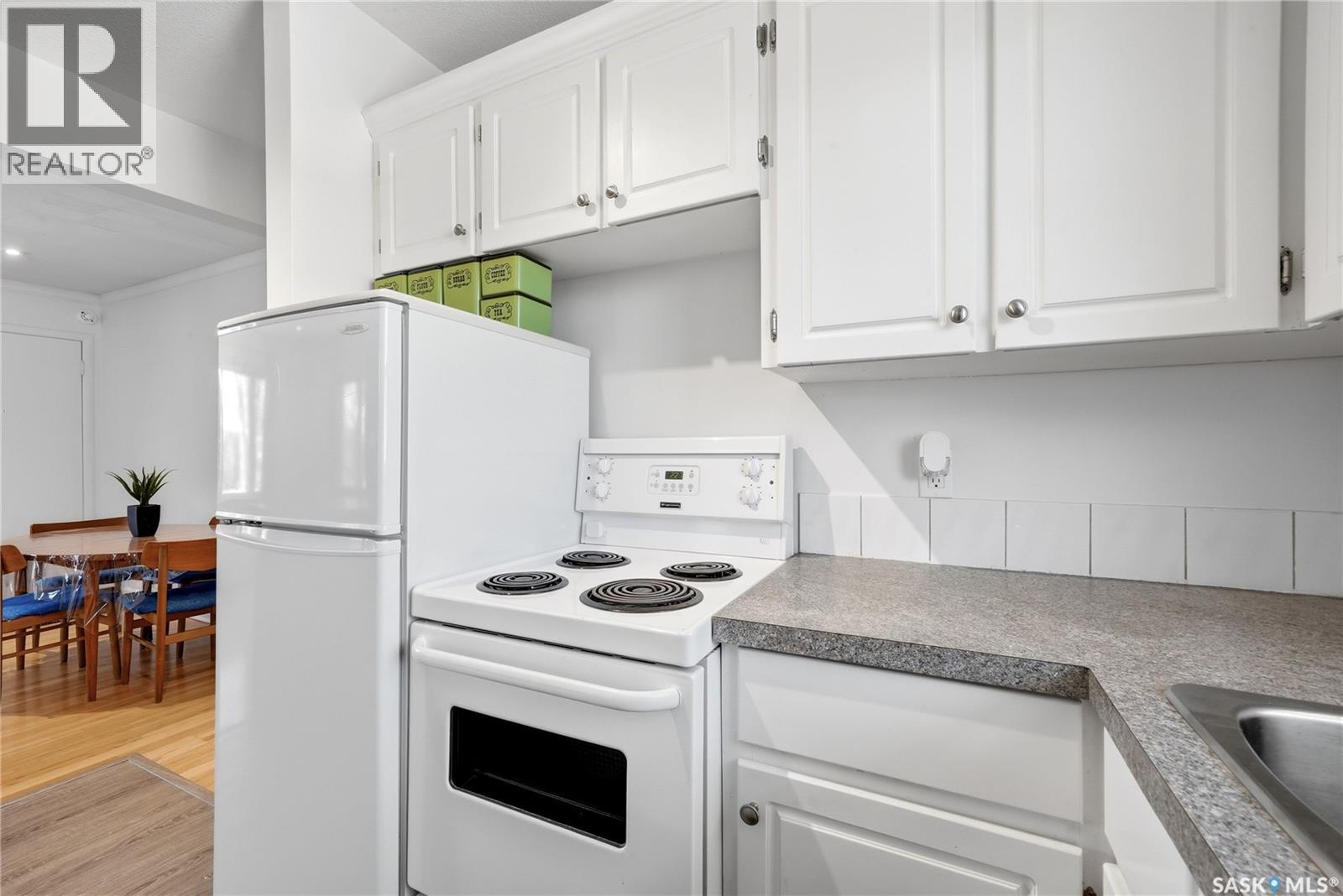 2221 Francis Street, Regina, Saskatchewan  S4N 2P6 - Photo 10 - SK035837