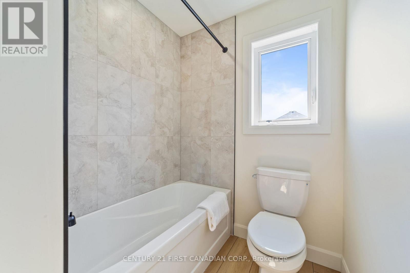 30 Sheldabren Street, North Middlesex, Ontario  N0M 1A0 - Photo 26 - X12980580