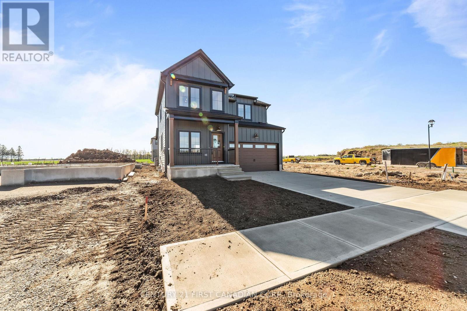30 Sheldabren Street, North Middlesex, Ontario  N0M 1A0 - Photo 4 - X12980580