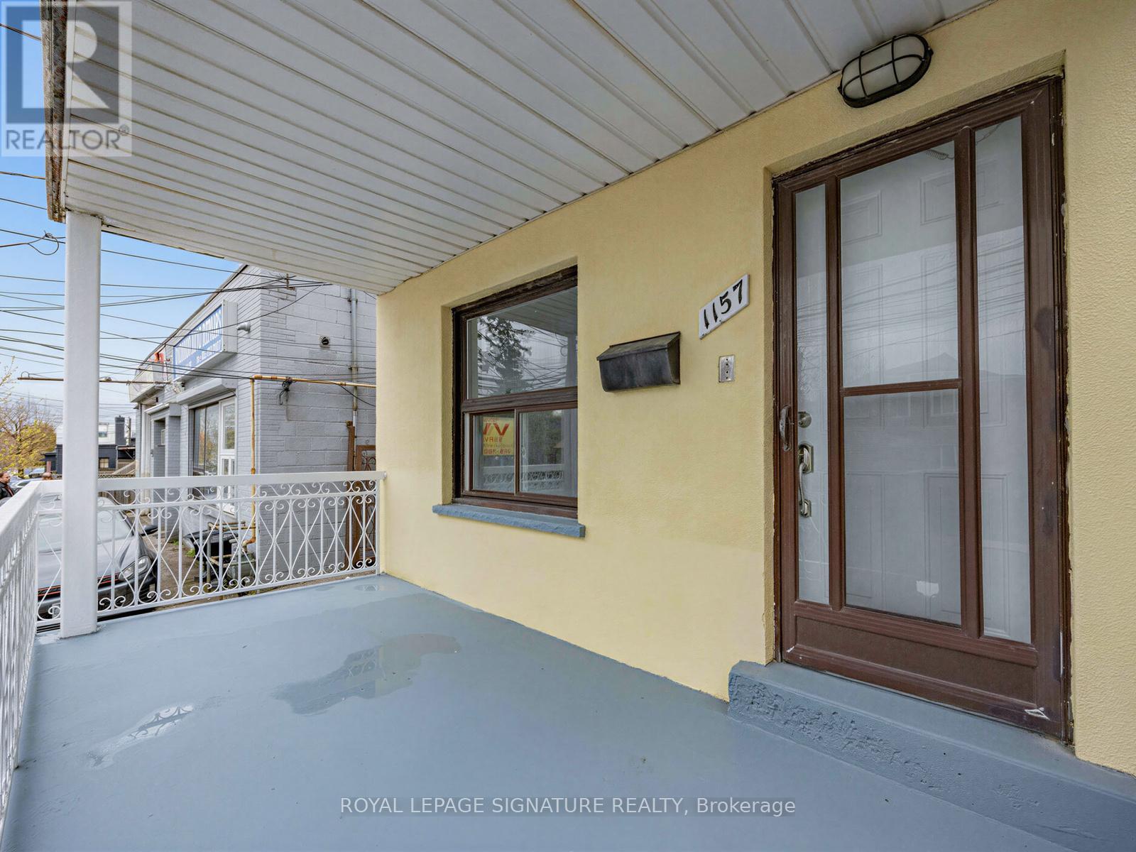 1157 Roselawn Avenue, Toronto, Ontario  M6B 1C5 - Photo 2 - W13132578