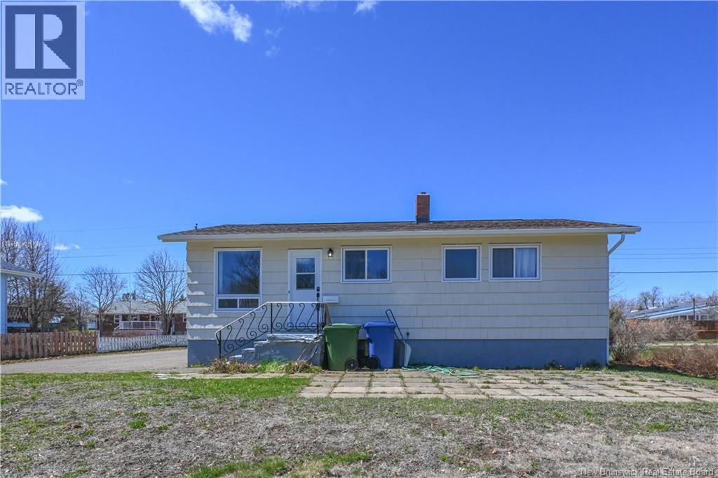 148 Des Pins Street, Shippagan, New Brunswick  E8S 1K2 - Photo 7 - NB136867