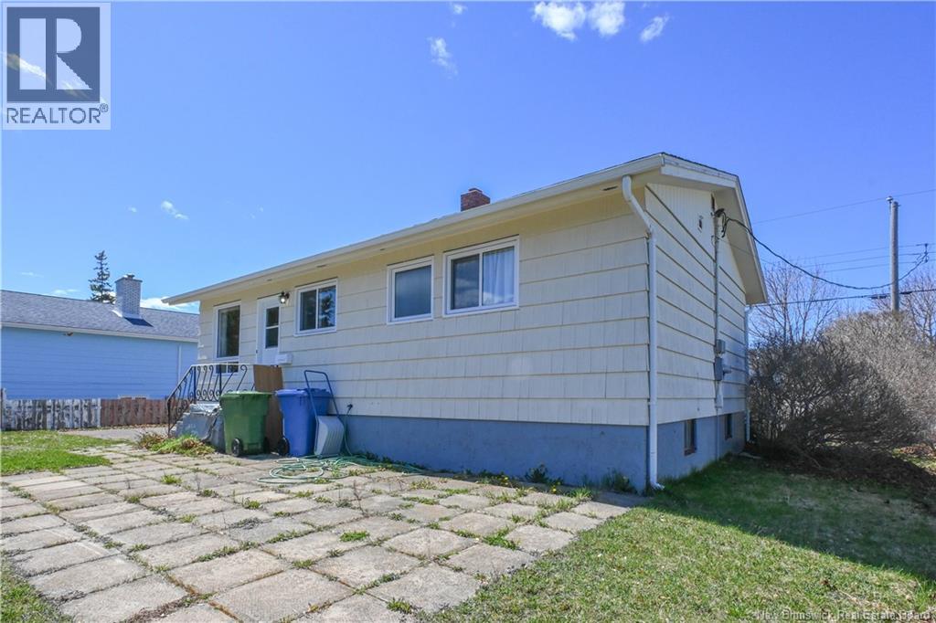 148 Des Pins Street, Shippagan, New Brunswick  E8S 1K2 - Photo 9 - NB136867