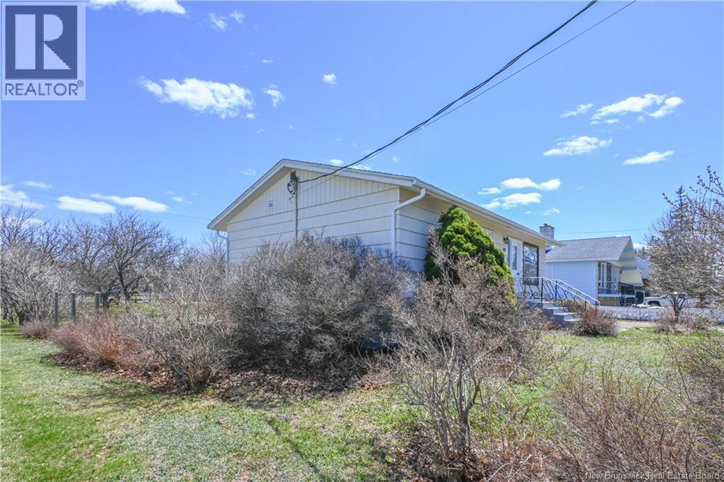 148 Des Pins Street, Shippagan, New Brunswick  E8S 1K2 - Photo 11 - NB136867