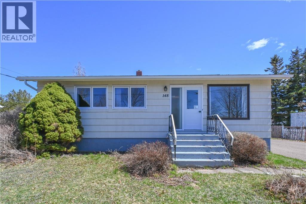 148 Des Pins Street, Shippagan, New Brunswick  E8S 1K2 - Photo 3 - NB136867