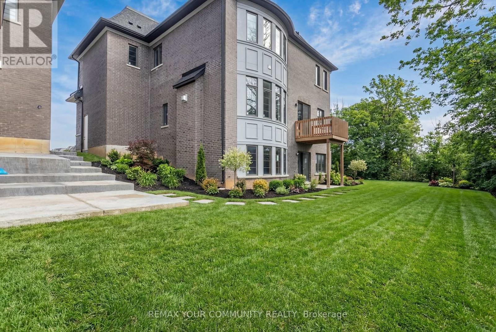 353 Somme Street, Woodstock, Ontario  N4T 0K3 - Photo 4 - X13063152