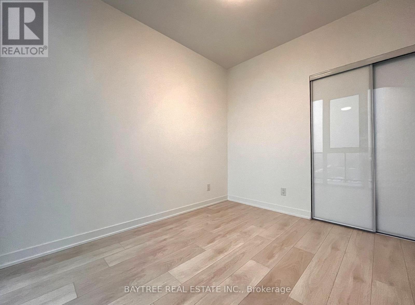 926 - 5 Defries Street, Toronto, Ontario  M5A 3R4 - Photo 7 - C13132702