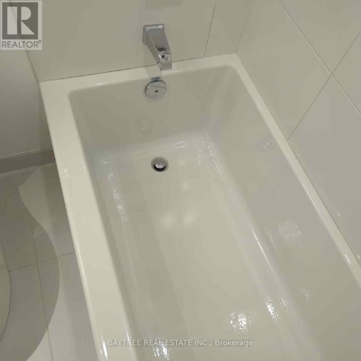 1307 - 395 Bloor Street E, Toronto, Ontario  M4W 0B4 - Photo 7 - C13132826