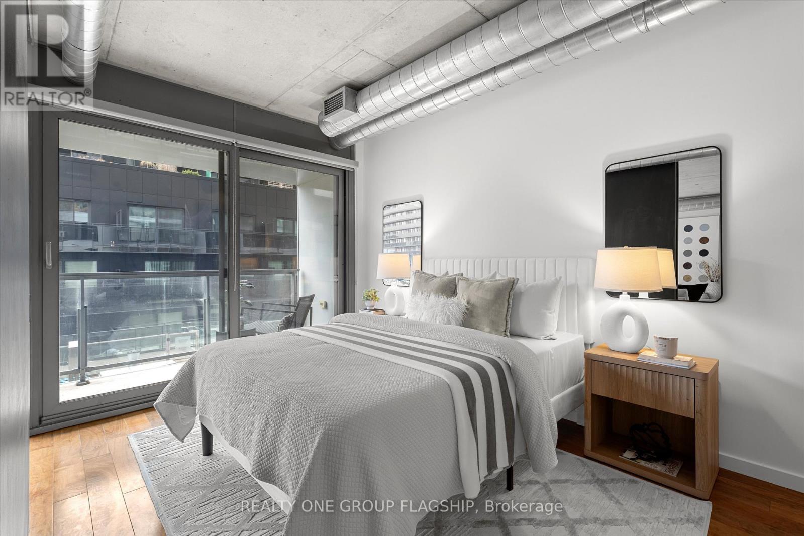 409 - 32 Trolley Crescent, Toronto, Ontario  M5A 0E8 - Photo 13 - C13132928