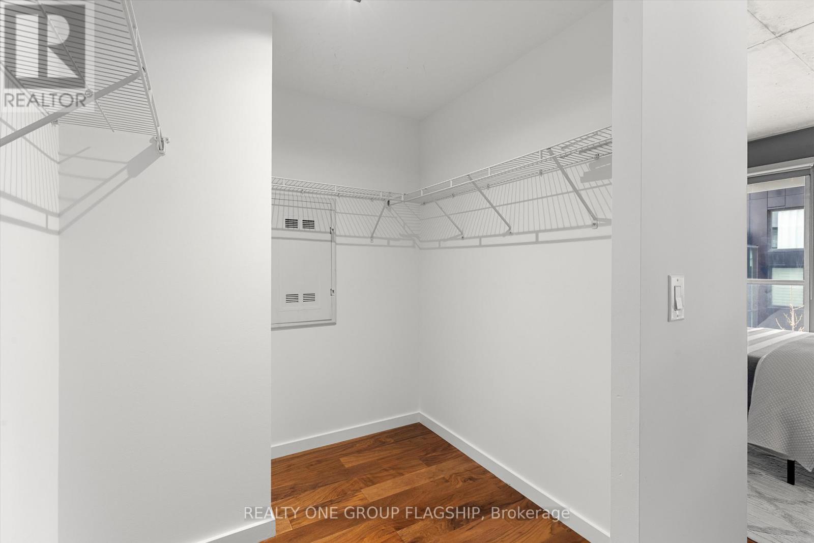 409 - 32 Trolley Crescent, Toronto, Ontario  M5A 0E8 - Photo 15 - C13132928