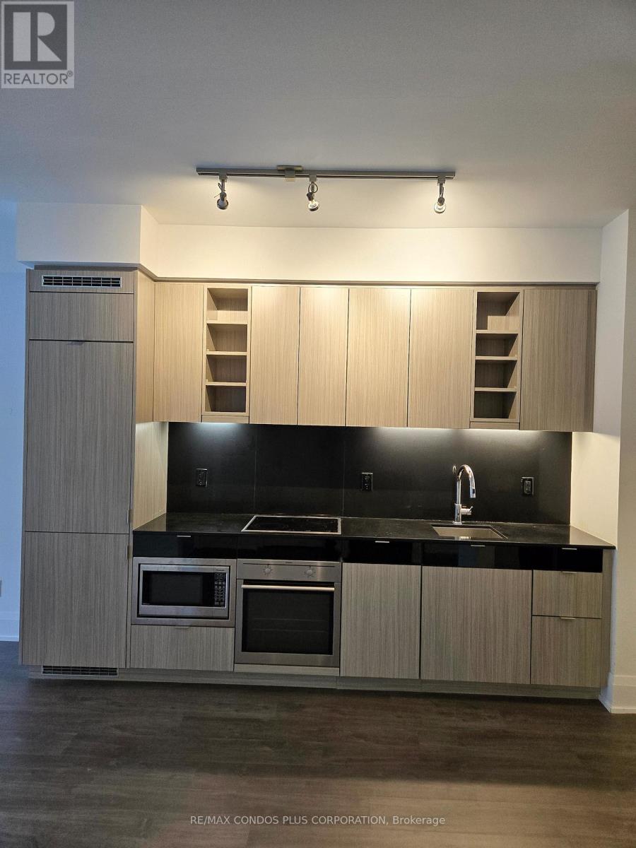 1705 - 101 Erskine Avenue, Toronto, Ontario  M4P 1Y5 - Photo 4 - C13132952