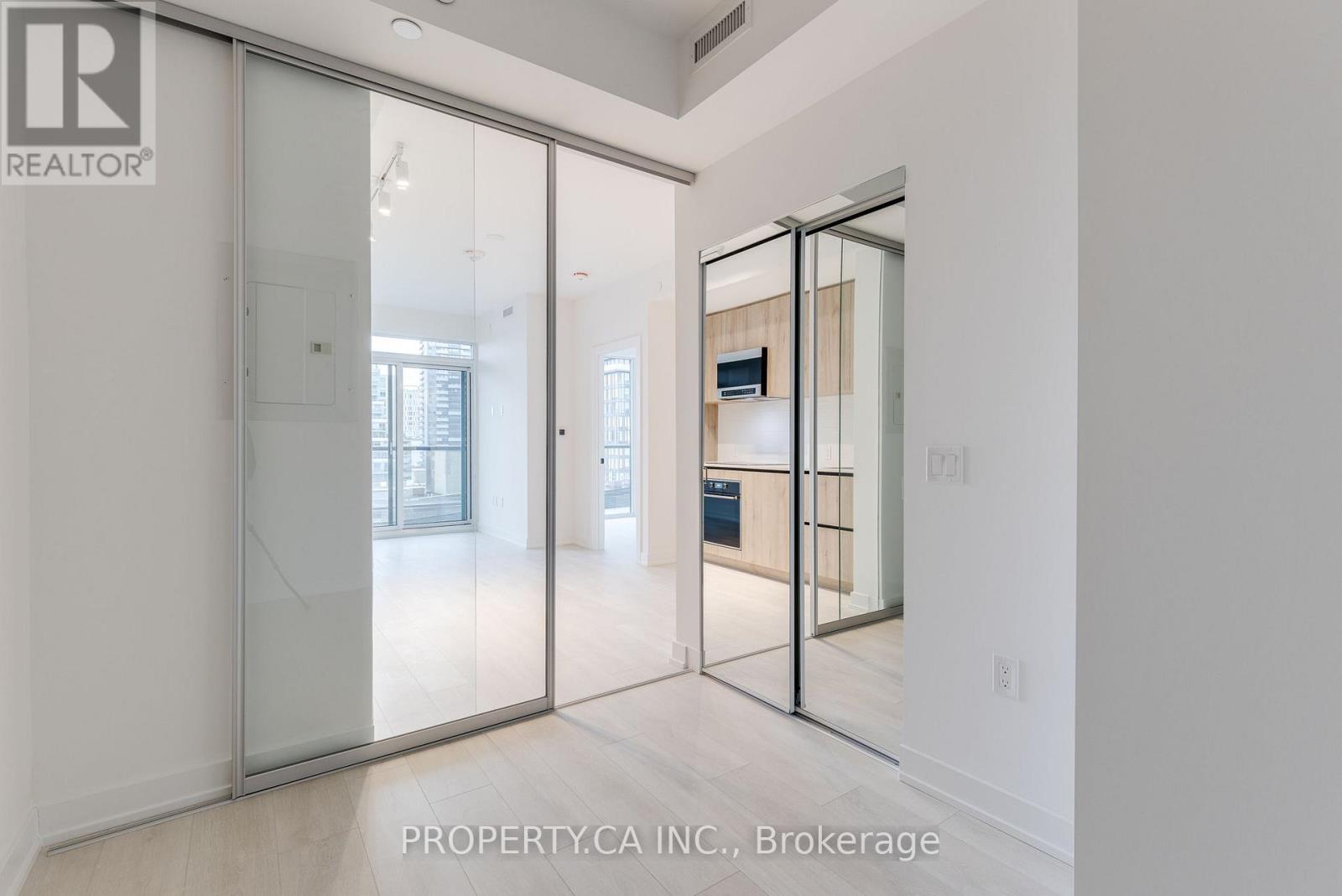1401 - 127 Broadway Avenue, Toronto, Ontario  M4P 1V3 - Photo 15 - C13132954