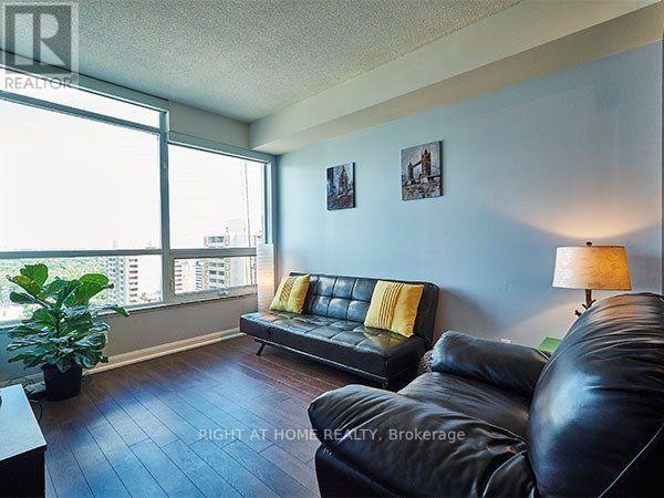 2701 - 500 Sherbourne Street, Toronto, Ontario  M4X 1L1 - Photo 8 - C13132982